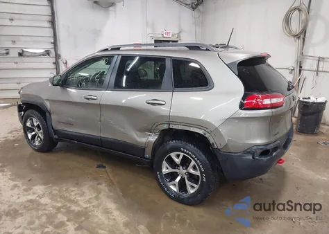 2017 Jeep Cherokee Trailhawk L Plus 4X4 from USA, damaged, VIN 1C4PJMBSXHW611308